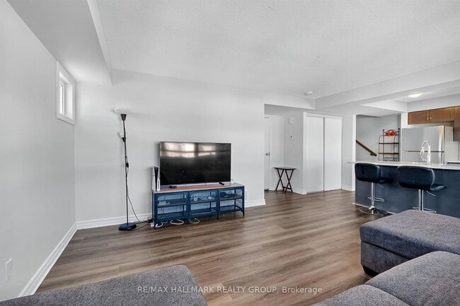 Building Photo - 235 Infusion Private