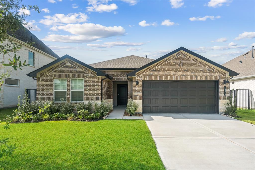 Primary Photo - 13814 Salome Dr