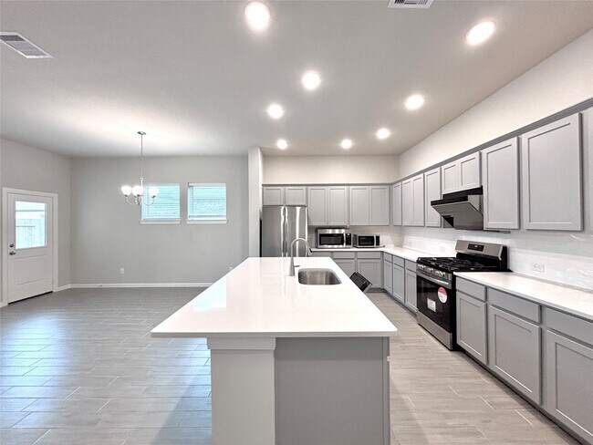 Foto del edificio - 30366 Centipede Grv Ln