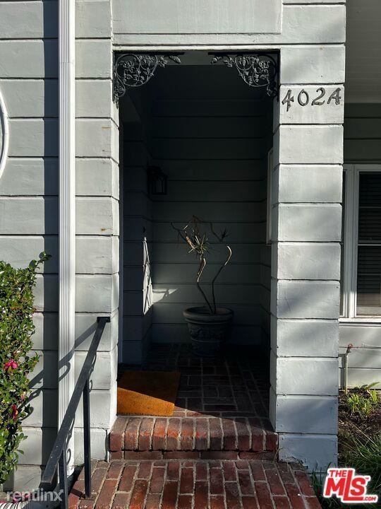 Foto del edificio - 3 br, 2 bath Condo - 402 S Canon Dr # A