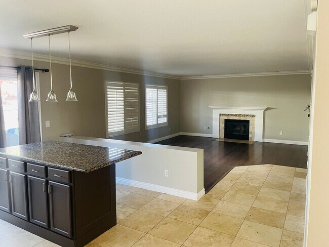Building Photo - 4 Bed Pool House for Rent in Wildomar
