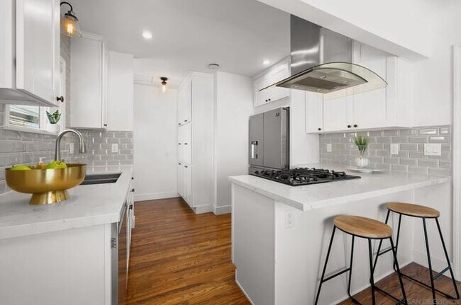Foto del edificio - 2801 Meade Ave