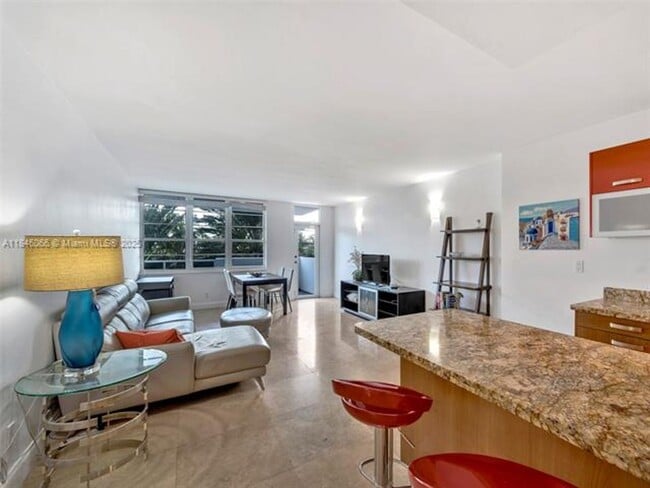 Photo - 100 Lincoln Rd Apartment