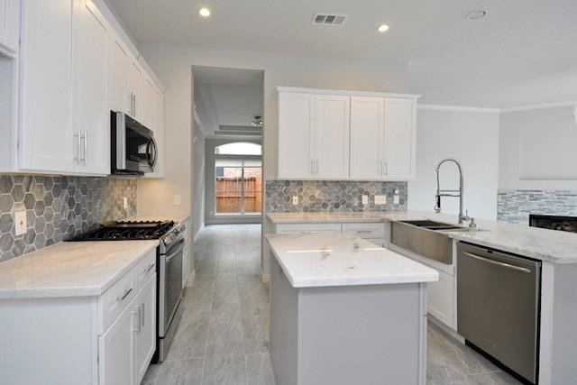 Building Photo - 6810 Oakleaf Trail Ln