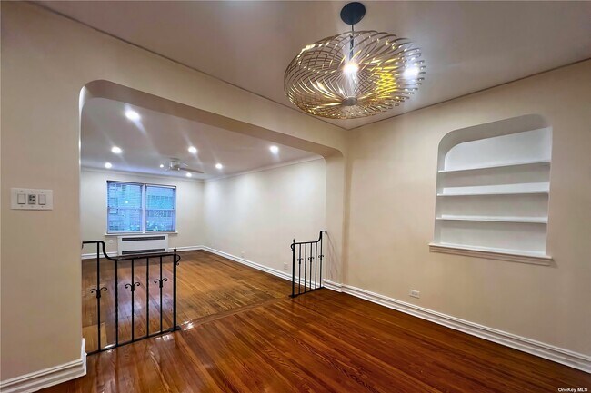 Foto del edificio - 35-36-36 76th St