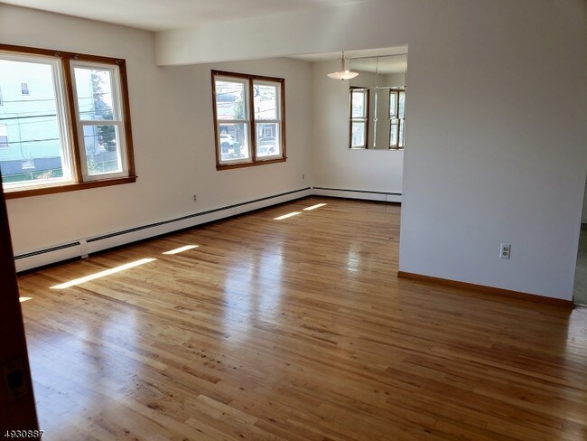 Building Photo - 380 Ridgeley St