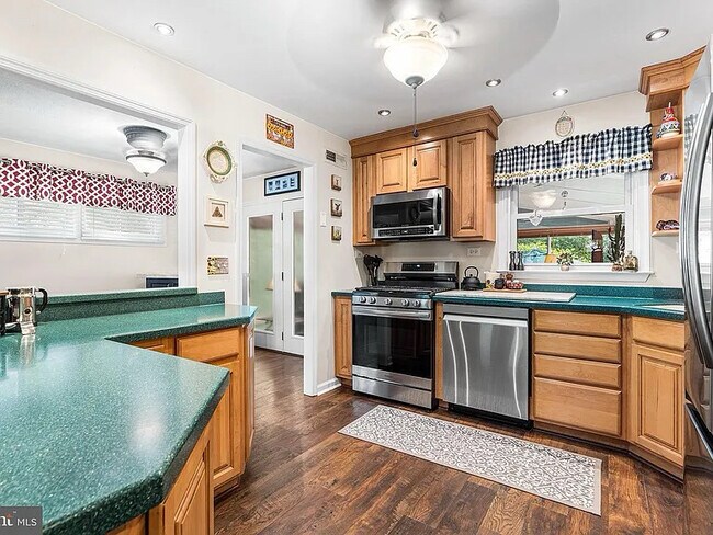 Foto del edificio - 5 Valley View Ct