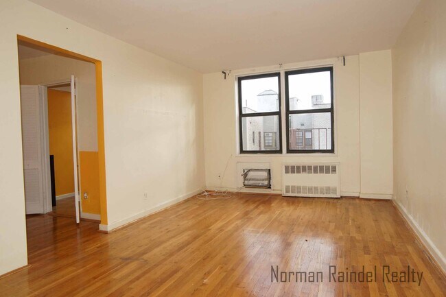 Building Photo - 1370 51st St