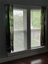 Building Photo - 58 Henry St