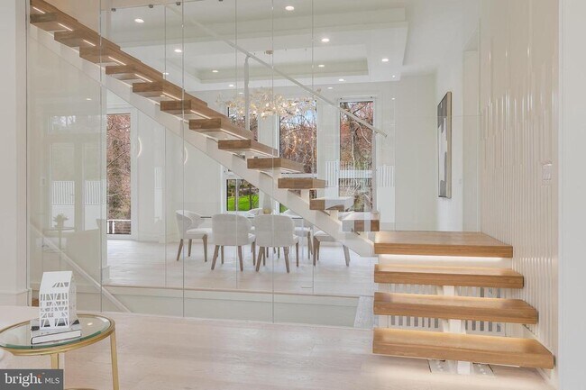 Foto del edificio - 8757 Brook Rd