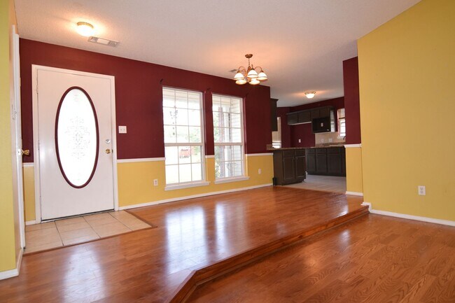 Foto del edificio - 2307 Onyx Cir