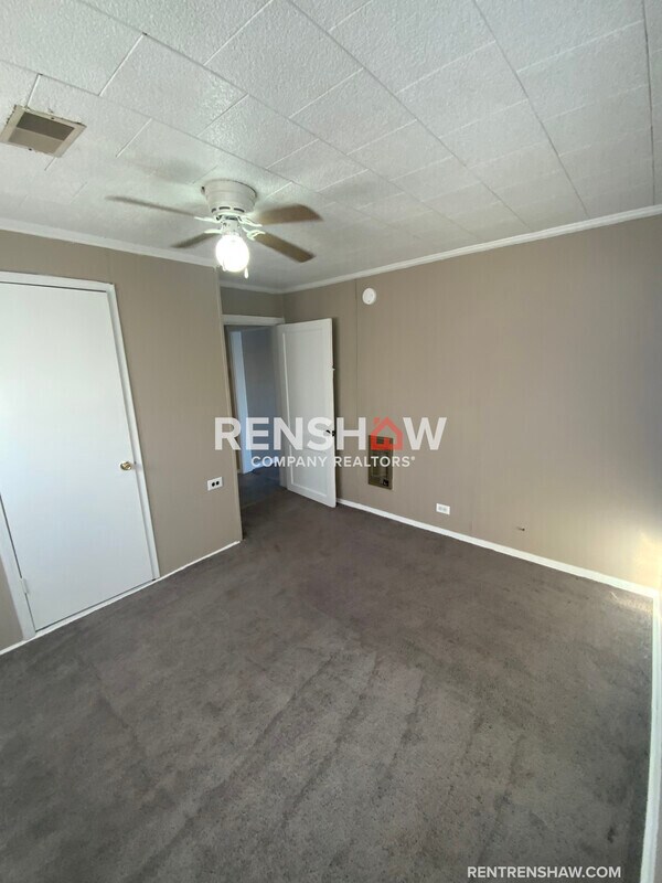 Foto del edificio - 134 Wheatley Dr