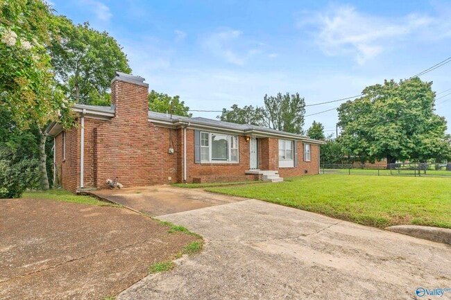 Foto del edificio - 2804 Winchester Rd NW