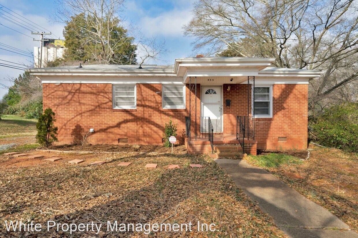 Primary Photo - 2 br, 1 bath House - 935 Pierson Drive