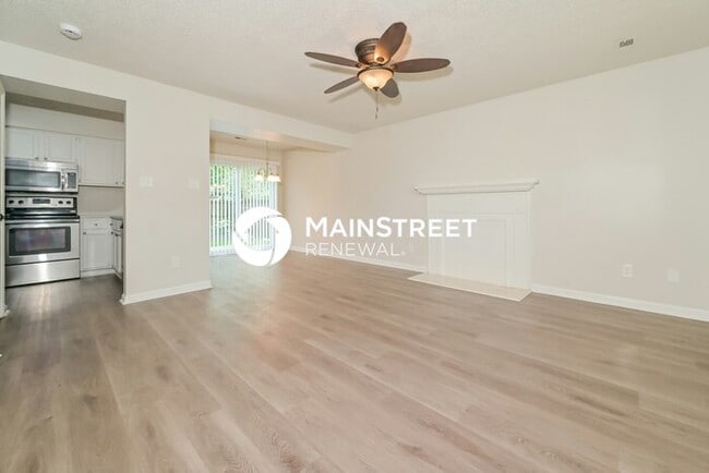 Building Photo - 3 Bedroom Pet-Friendly Home in KNOXVILLE, ...