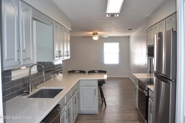 Foto del edificio - 364 Brookedge St NE