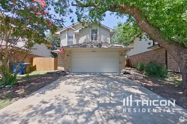 Building Photo - 3811 Clover Hill Ln