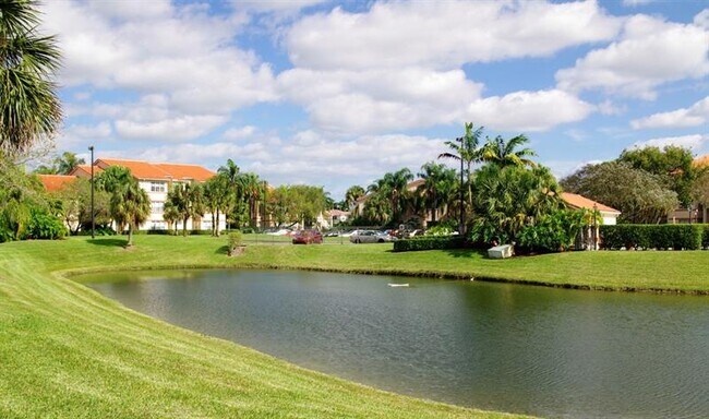 Foto del edificio - 3480 Pinewalk Dr N