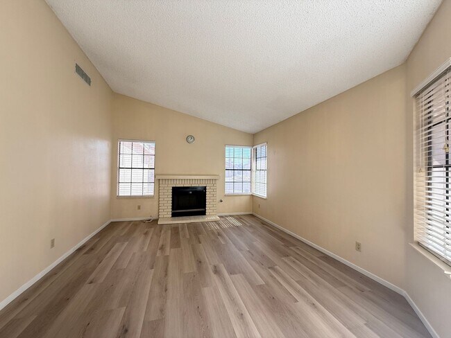 Building Photo - 7756 Cobden Ct