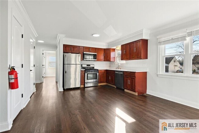 Foto del edificio - 2227 Lewis Pl