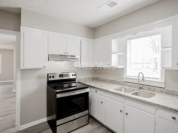 Foto del edificio - 2425 Avalon Rd