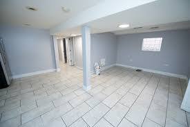 Building Photo - 4833 N Ridgeway Ave