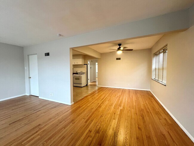 Foto del edificio - 5012-5014 Jamieson