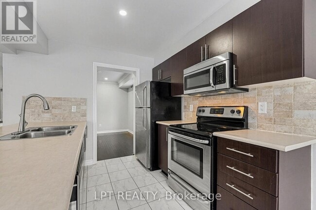 Building Photo - 2319 Blue Aster St