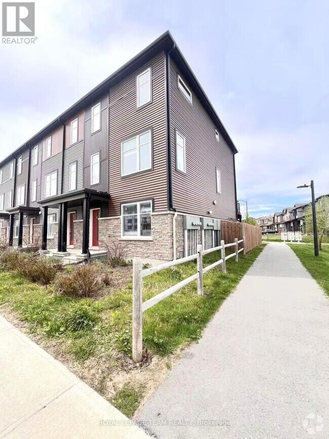 Building Photo - 1055 Speedvale Ct