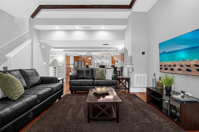 Building Photo - 14518 Damai Ln