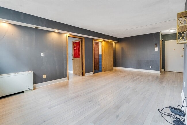 Building Photo - 41 Park St