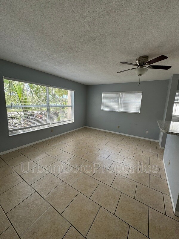 Foto del edificio - 1801 5th St N