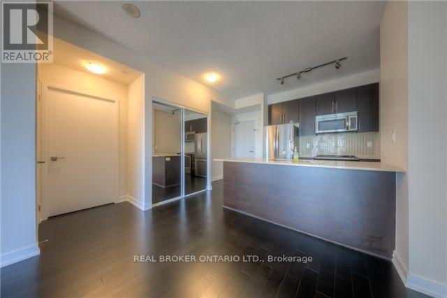 Building Photo - 4311-4011-4011 Brickstone Mews