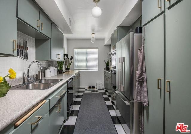 Building Photo - 7949 Selma Avenue Apt #18, Los Angeles, CA...