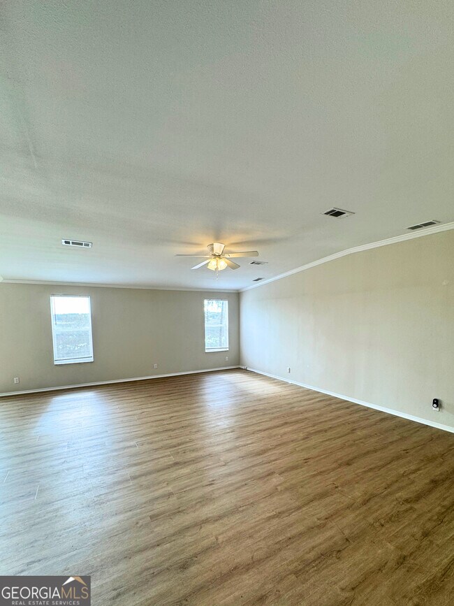 Foto del edificio - 2554 Harrietts Bluff Rd