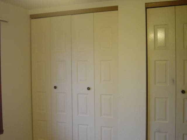 Building Photo - 2500 S Kerry Ln