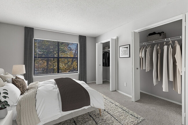 Apartamentos modernos de 1 y 2 habitaciones en Greensboro, Carolina del Norte - Park at Oak Ridge