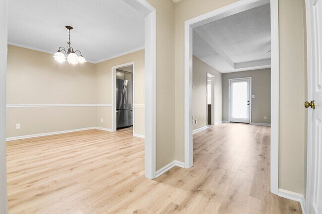Foto del edificio - Pet Friendly Three Bedroom!