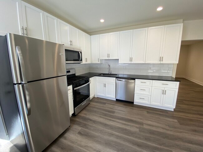 Foto del edificio - 1750 W North Shore Ave