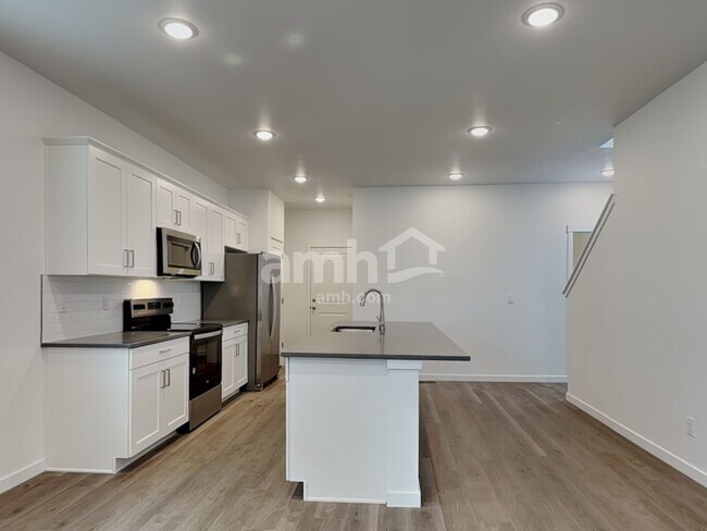 Foto del edificio - 23552 E 3rd Pl