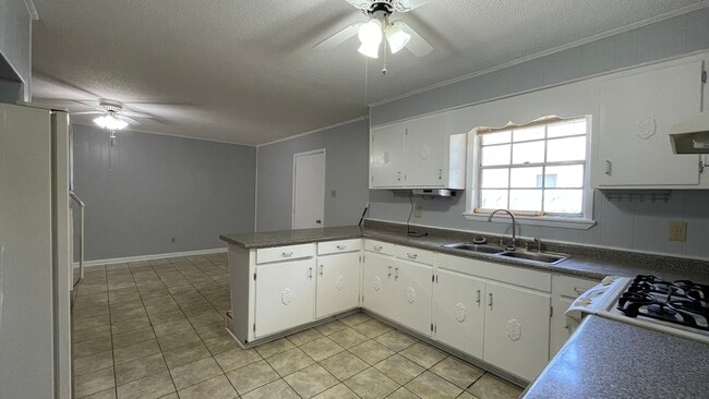 Building Photo - 500 Palmetto St
