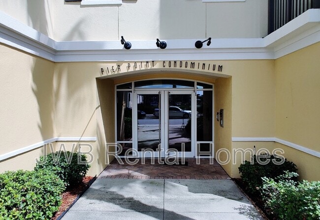 Building Photo - 525 3rd St N