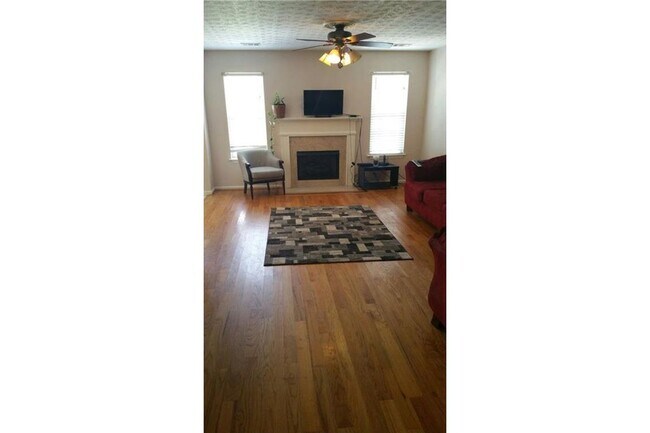 Foto del edificio - 908 Waverly Hills Ct
