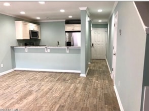 Building Photo - 1733 S 41st St