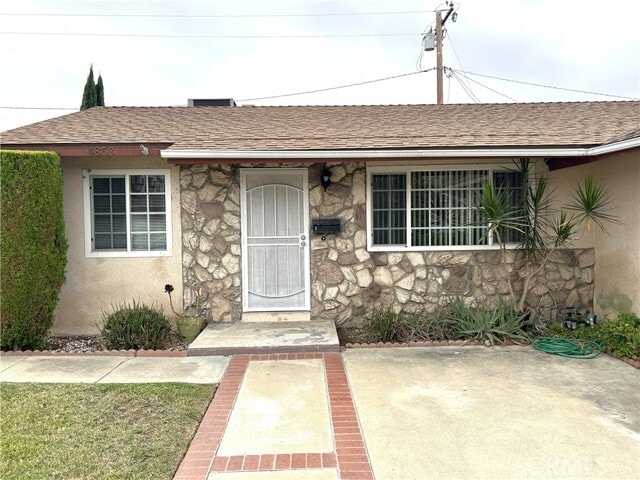 Primary Photo - 4853 Olive St