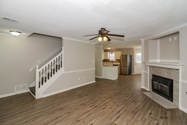 Foto del edificio - 7362 Stonegate Blvd