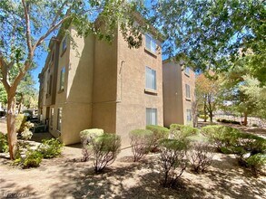 Building Photo - 4400 S Jones Blvd
