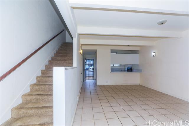 Building Photo - 4202 Keanu St