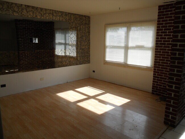 Building Photo - 1510 McKool Ave