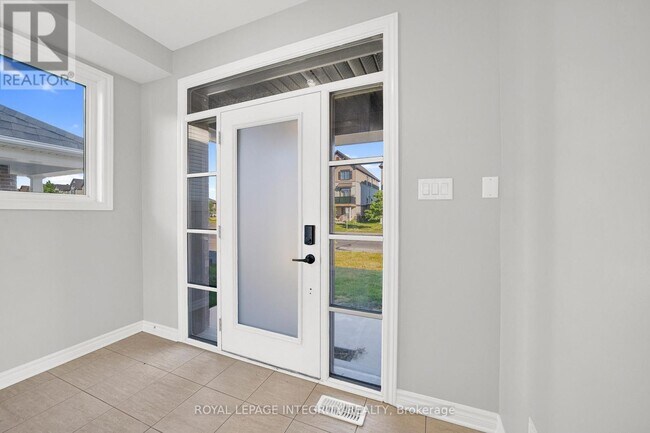 Building Photo - 918 Kilbirnie Dr
